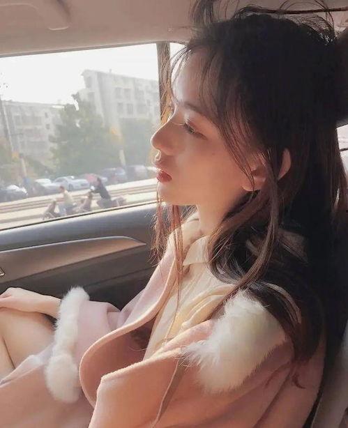 吃瓜网红头像高清女,揭秘吃瓜网红高清美女头像背后的故事