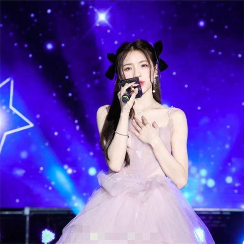 刘思瑶吃瓜网红是谁,她与神秘吃瓜网红的幕后故事